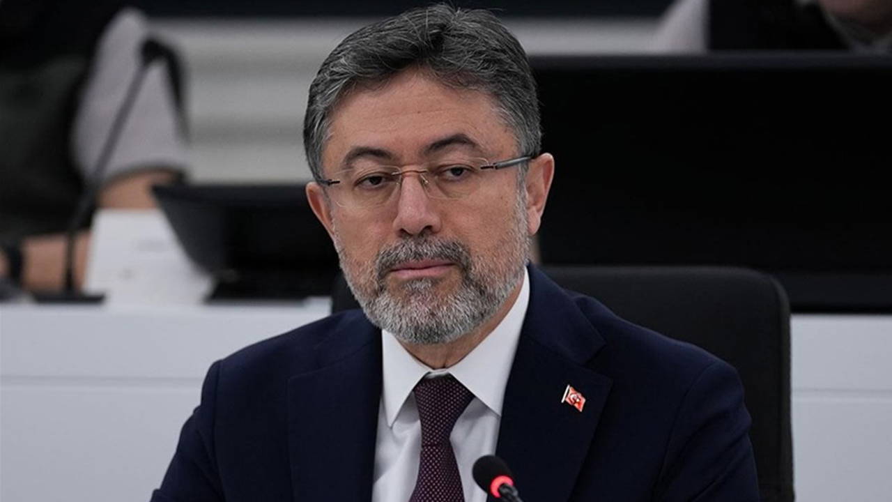 CHP'den, Tarım ve Orman Bakanı Yumaklı'ya 'şap hastalığı' sorusu: 'Bu kadar sık görülmesinin gerekçesi ne?'