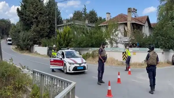 Kendini eve kilitledi, çevreye ateş açtı: 4 gün sonra teslim oldu