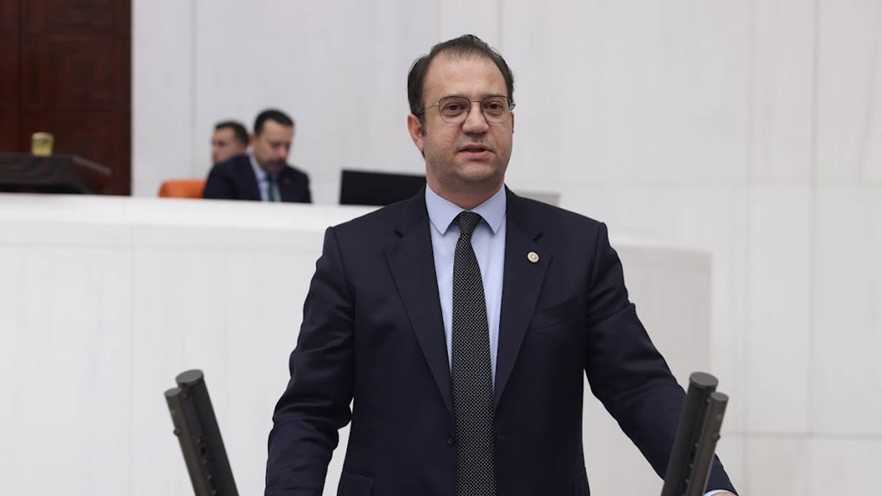 CHP'li Alp, o iddiayı Meclis'te anlattı: 'Jandarma personeli, polis kıyafetiyle kuyumcu aracı gasbetti'