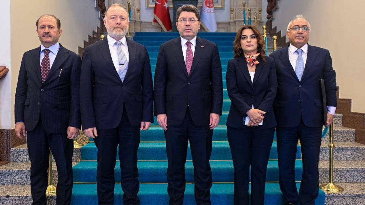 DEM Parti heyeti Bakan Yılmaz Tunç ile görüştü: 'Cezaevlerindeki sorunları dile getirdik'