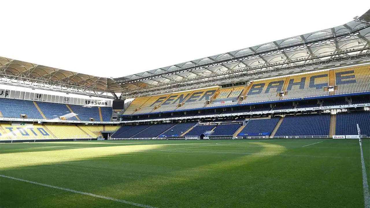 KAP'a bildirdi... Fenerbahçe'nin yeni stat isim sponsoru belli oldu