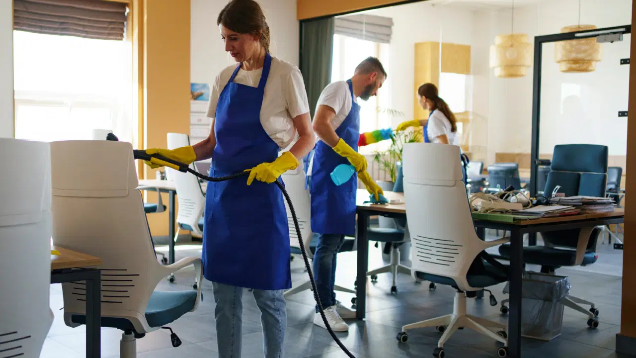 Ofislerdeki gizli tehlike: Toz, akciğer hastalıklarını tetikliyor!