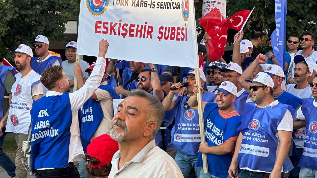 Savunma işçileri sokağa çıktı: ‘Hükümet istifa’ sloganları yükseldi