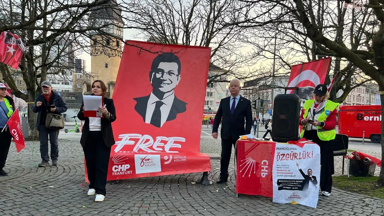 Frankfurt'ta İmamoğlu'na destek açıklaması: 'Sivil darbenin üzerinden tam bir yıl geçti'