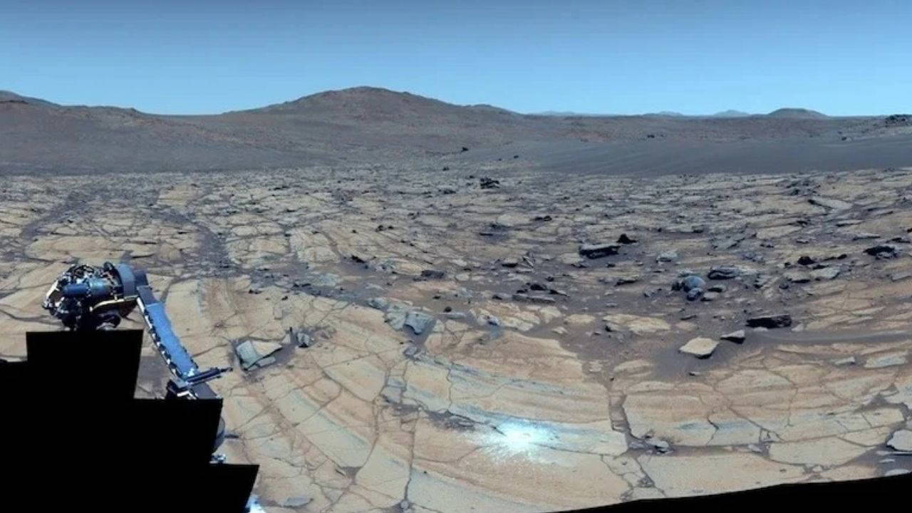 Mars'ın şimdiye dek en net panoraması Dünya'ya gönderildi