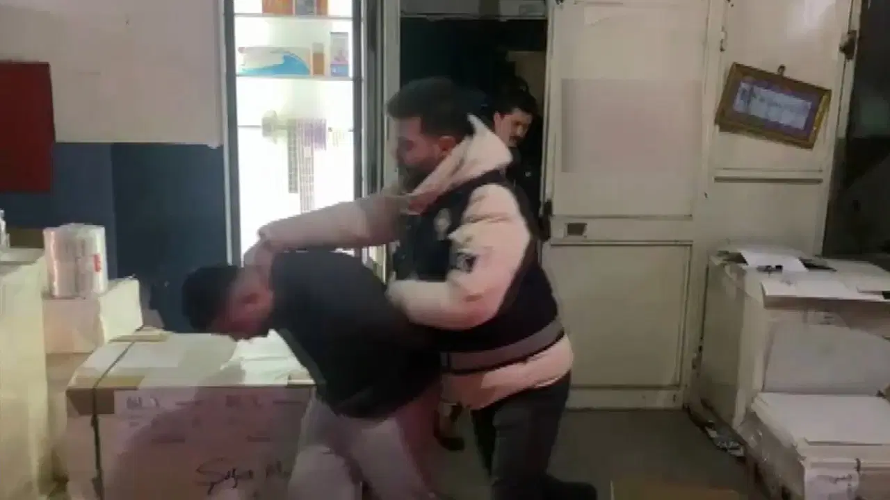 İstanbul'da film gibi olay... Maltepe'de 'fidye' için kaçırılan kişi kurtarıldı: 4 gözaltı