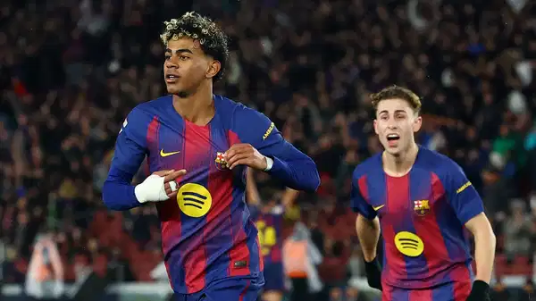 Barcelona kendi sahasında liderliği geri aldı!