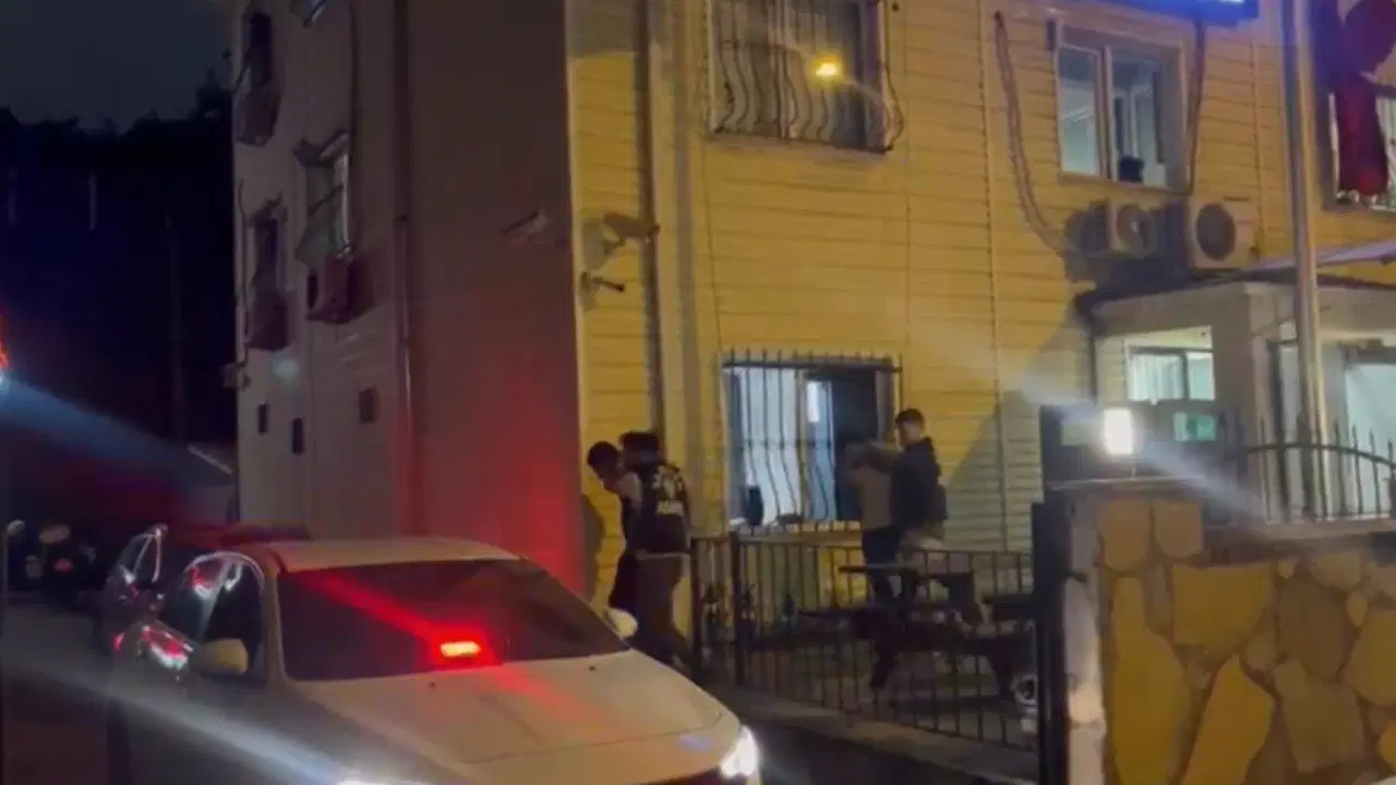 Sarıyer’de silahla iş yerinde rehin alındı: ABD’den yapılan ihbarla ortaya çıktı