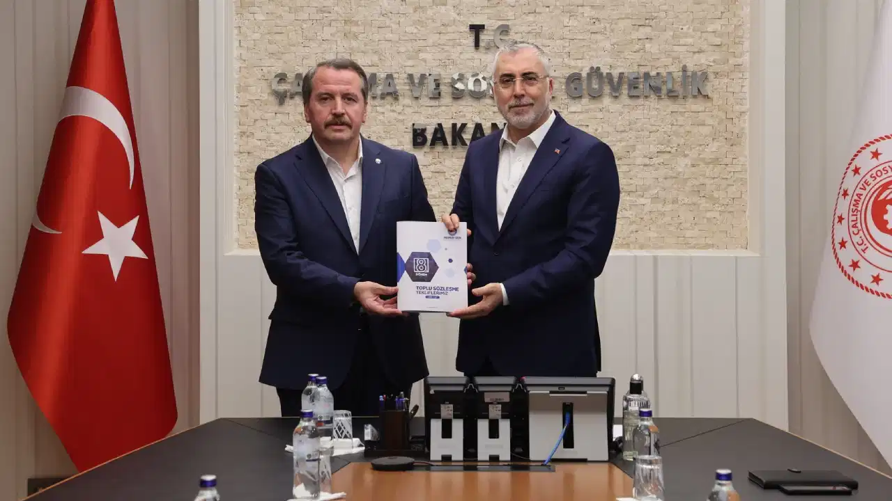 Memur-Sen, milyonlarca memur ve memur emeklisini ilgilendiren zam taleplerini Bakan Işıkhan'a sundu