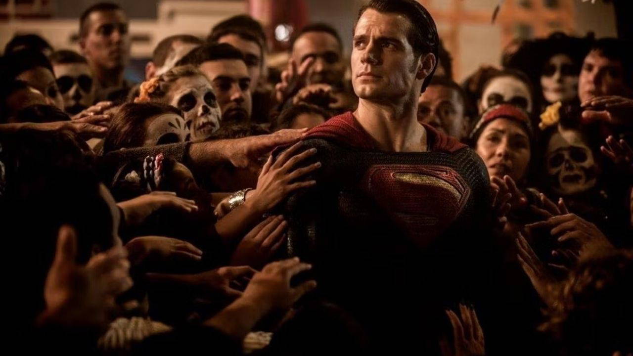 Batman v Superman: Adaletin Şafağı filminin konusu ne? Batman v Superman: Adaletin Şafağı filminin oyuncuları kim?