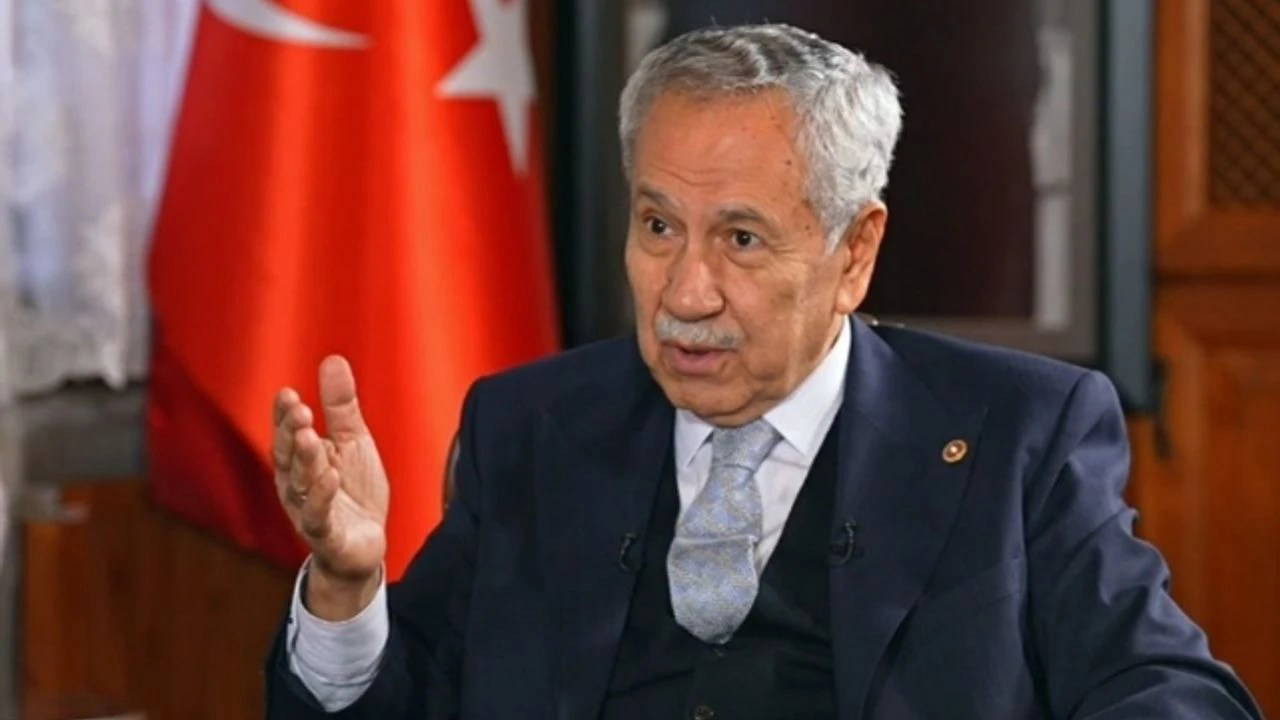 Bülent Arınç'tan AKP medyasına veryansın: 'Bizi ikinci parti konumuna düşürdüler'