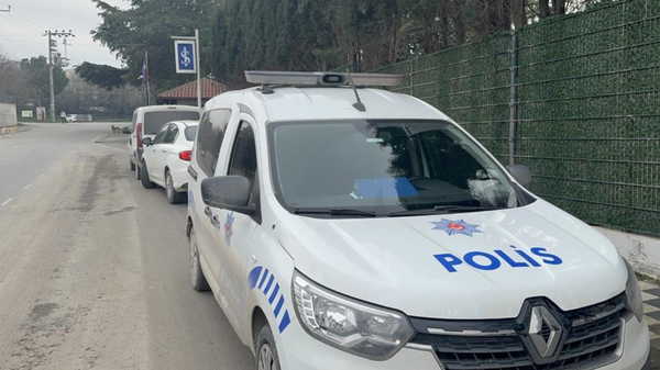 Kocaeli'de denizde erkek cesedi bulundu