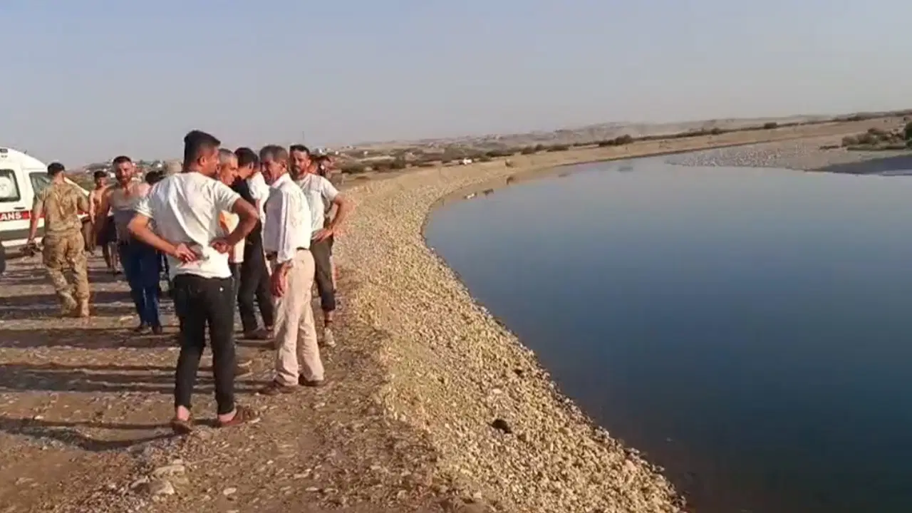 14 yaşındaki çocuk boğuldu, babasını ekipler kurtardı