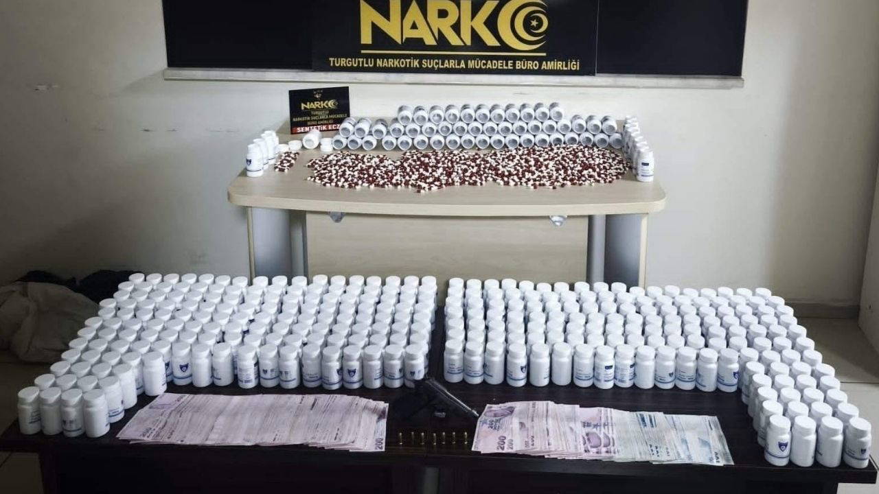 Manisa'da narkotik operasyonlarında 64 şahıs tutuklandı