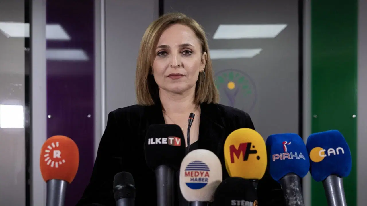 Özgür Özel'in 'ara seçim' çağrısı: DEM Parti'den yanıt geldi