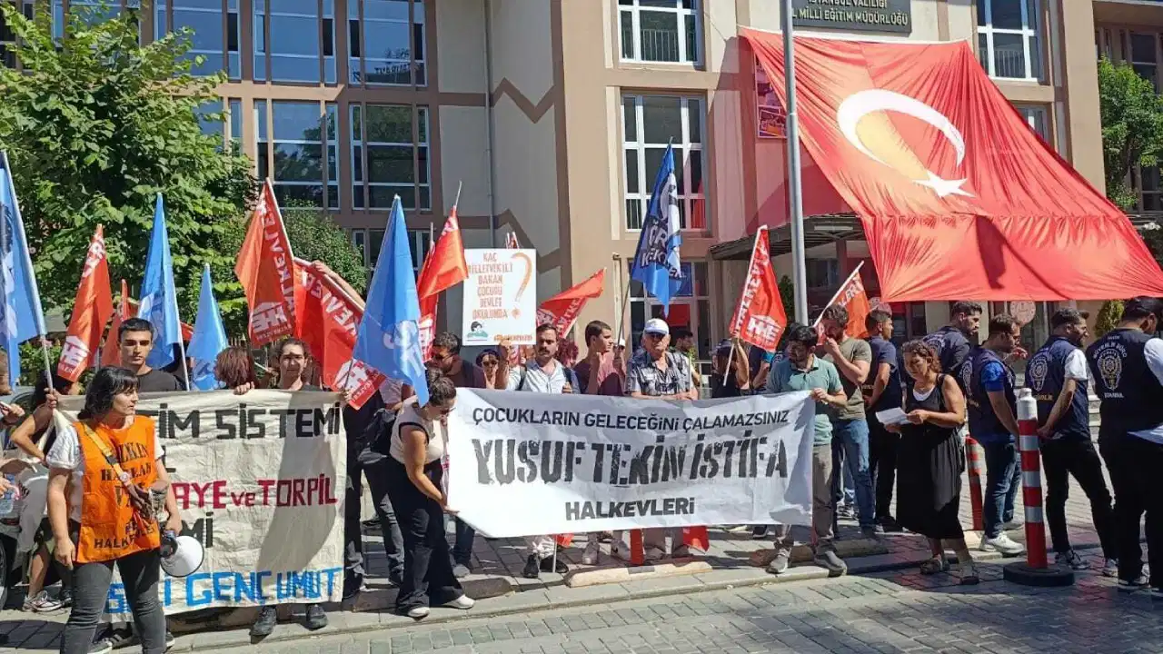 b1307bf7-19b1-4bc4-b21d-f9690dc0707e.jpg