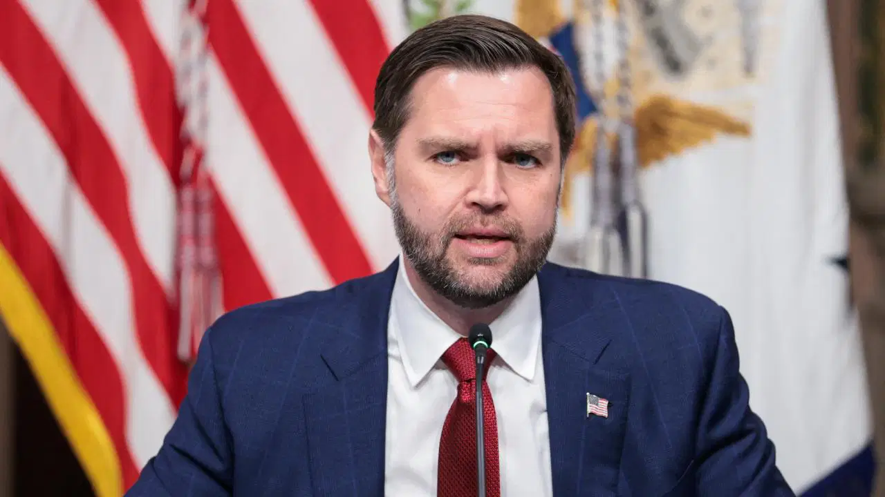 İran savaşında yeni dönem sinyali: JD Vance iki aşamalı planı açıkladı