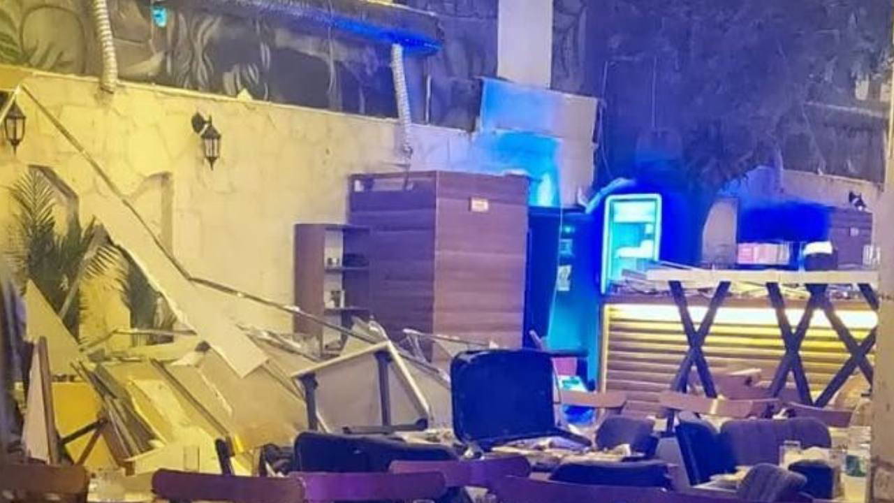 İzmir'de facia... Eğlence mekanının tavanı çöktü: Yaralılar var!