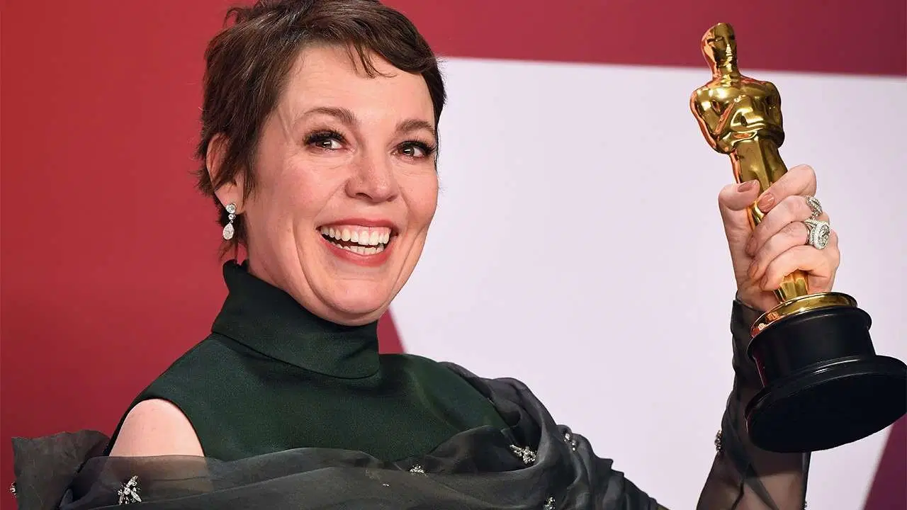 Meryl Streep ve Selena Gomez duyurdu: Olivia Colman Only Murders in the Building kadrosunda