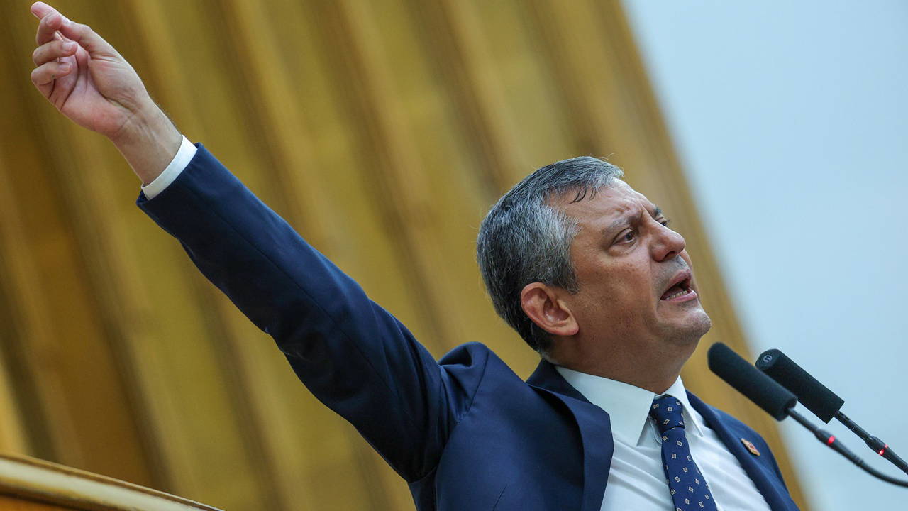 Son Dakika... Özgür Özel'den 'Yeni' açıklama: Partinin ve sürecin ayrıntılarını aktardı!