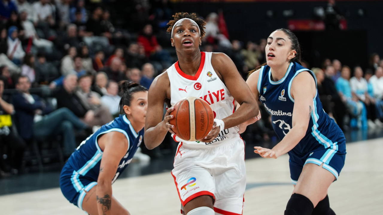 Potanın Perileri Arjantin'e takıldı!