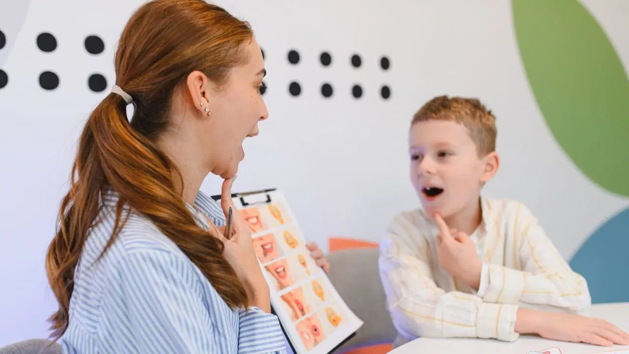 Uzmanından ailelere kritik uyarı: 'Büyüyünce geçer' demeyin, süreci geciktirmeyin!