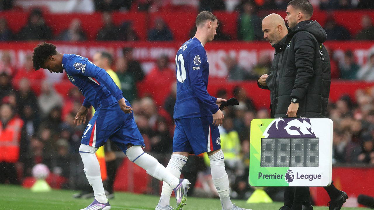 Yıldız futbolcudan Chelsea'ye kötü haber!