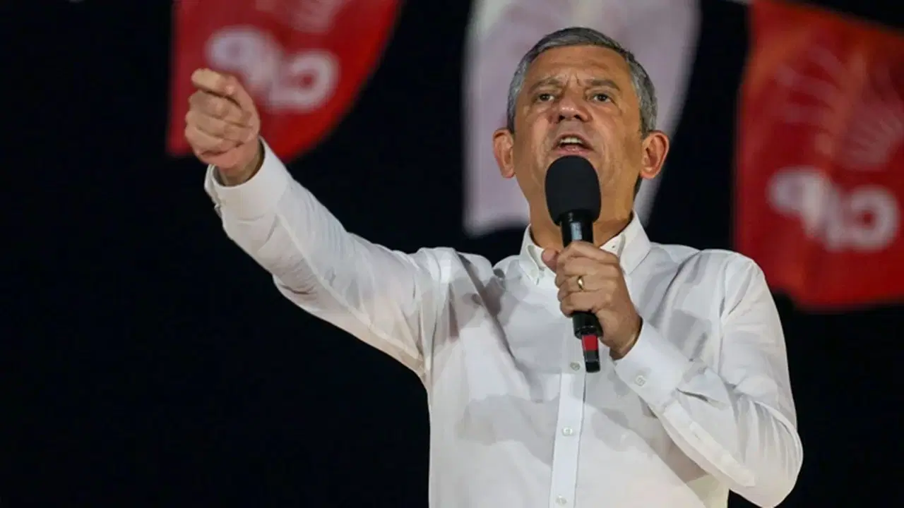 Özgür Özel'den Akın Gürlek'e yanıt