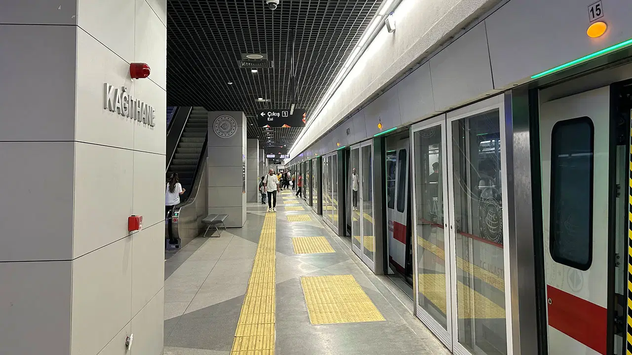 İstanbul Havalimanı metrosu geçici olarak kapatıldı