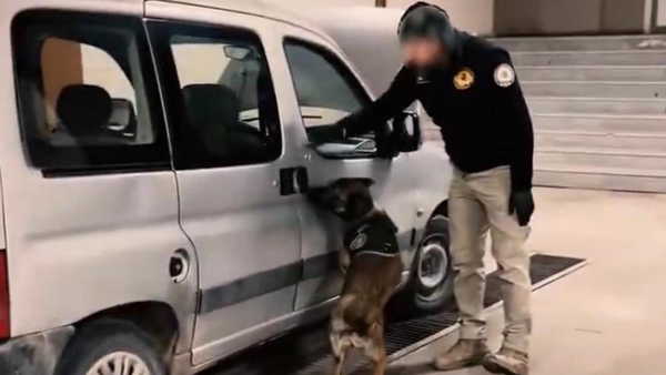 Direksiyon aksamına zulalanmış 762 gram uyuşturucu ele geçirildi