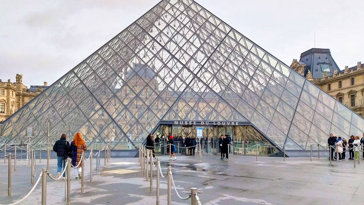 Louvre Müzesi soygununda yeni gelişme: 2 kişi tutuklandı