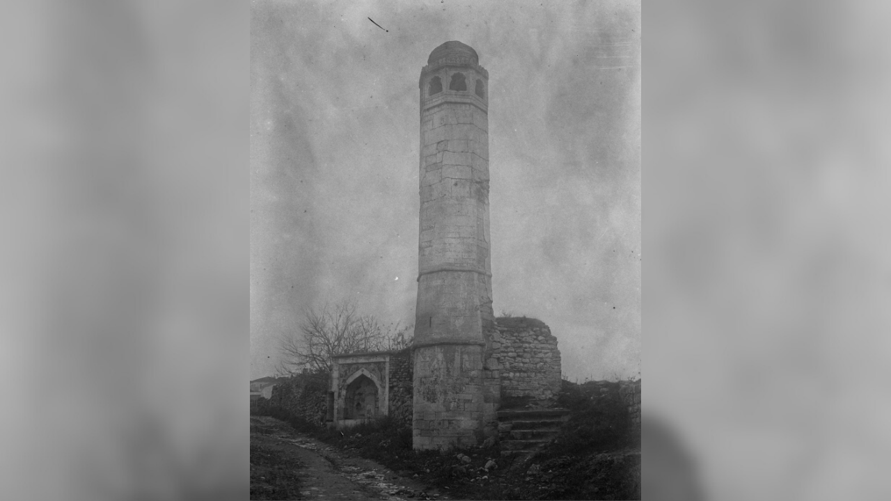 Mimar Sinan'ın adını yurtlara, camilere veren iktidar tarihi eserlerin kendisini korumayı unutuyor!