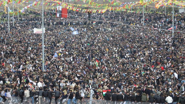 Nevruz'da gözaltına alınan 12 kişiye tutuklama