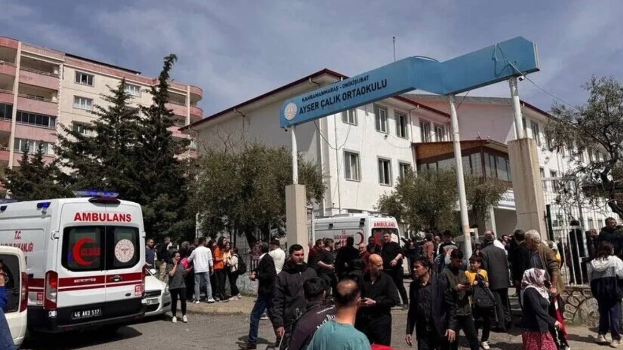 10 kişinin öldüğü okul saldırısı davasında ilk duruşma başladı: İsa Aras Mersinli'nin anne ve babası hakim karşısında!