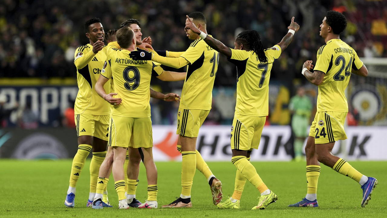 Fenerbahçe yoluna play-off'ta devam ediyor: FCSB 1-1 Fenerbahçe