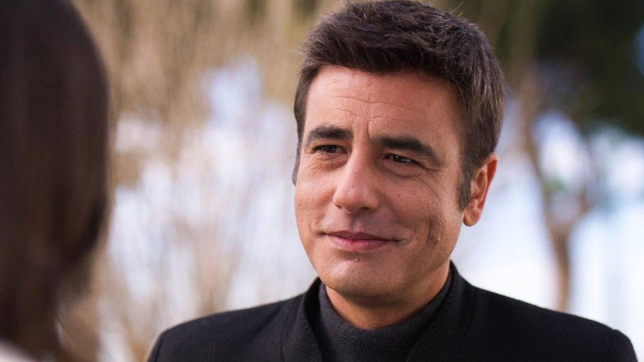 Tayanç Ayaydın kimdir? Tayanç Ayaydın kaç yaşında, nereli? Tayanç Ayaydın hangi yapımlarda rol aldı? 
