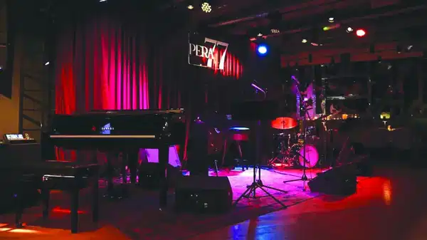 Pera 77, İstanbul'un caz kulüpleri arasındaki yerini aldı: 'Cazın rafine hali'