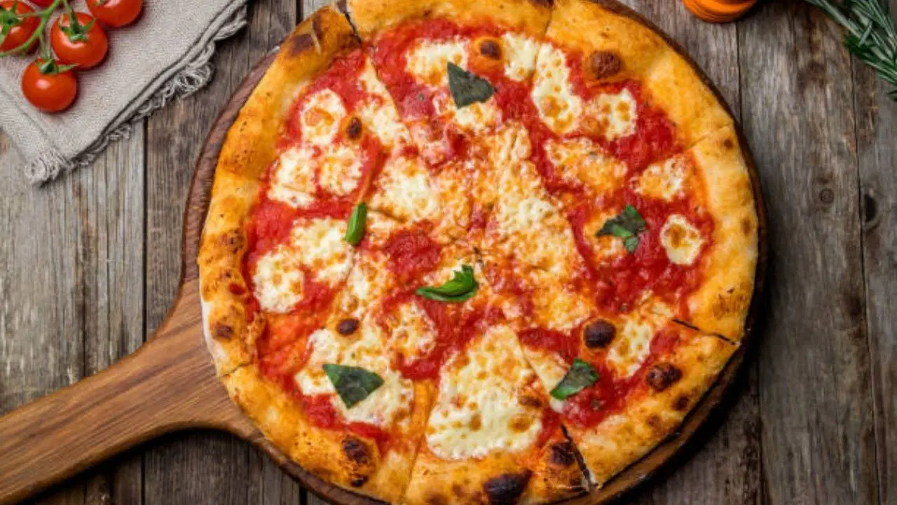 İtalyan mutfağının geleneksel lezzeti: MasterChef pizza margherita tarifi