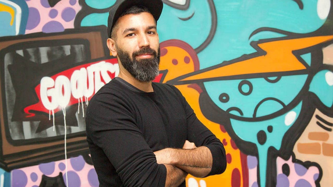 Manifest'in menajeri Tolga Akış kimdir? Tolga Akış kaç yaşında, nereli?