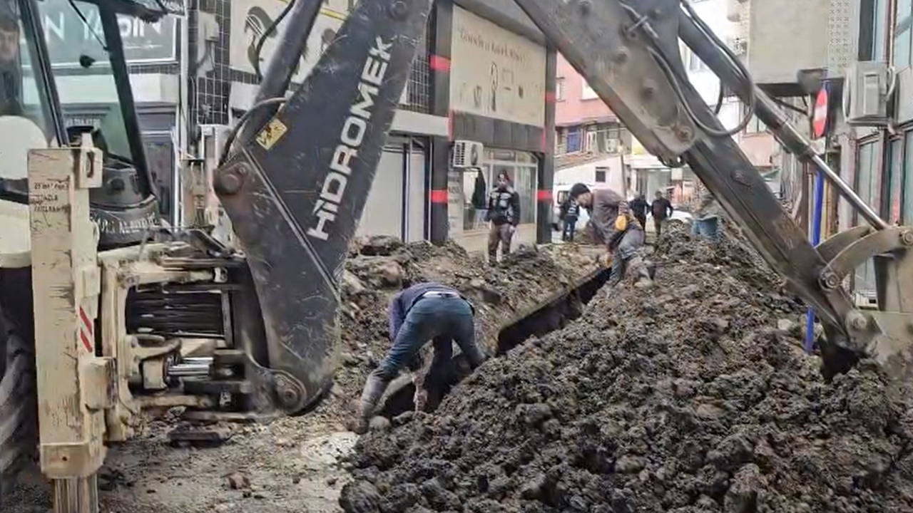 Tokat'ta kazı çalışmasında 1 işçi toprak altında kaldı