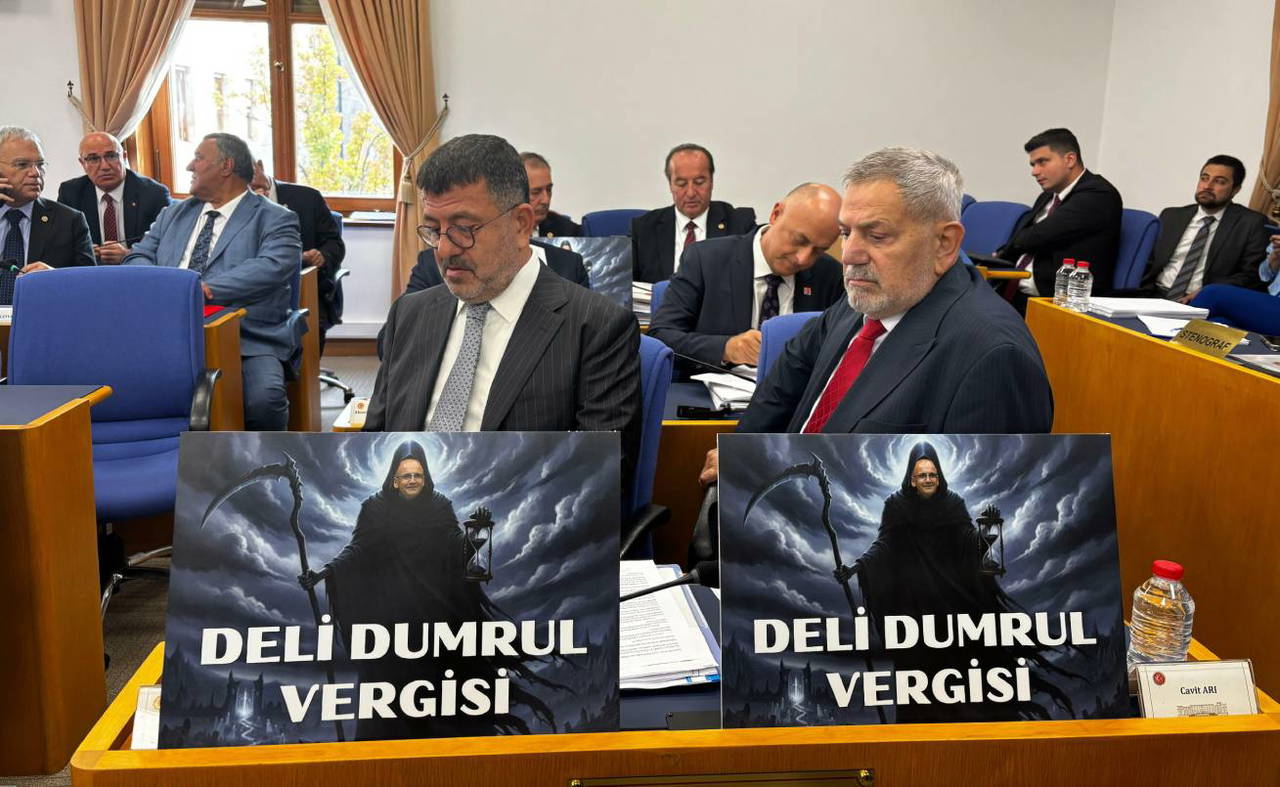 Komisyonda 'deli dumrul' dövizi... CHP'li Veli Ağbaba'dan Mehmet Şimşek'e tepki!