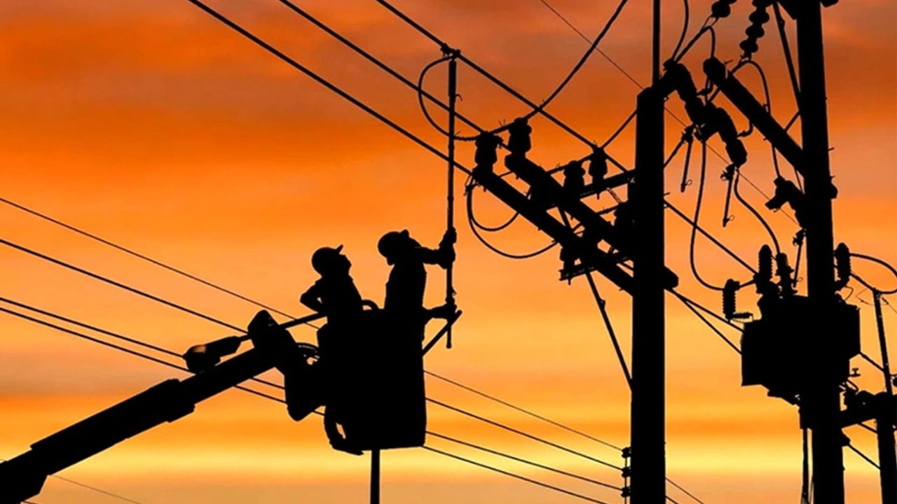 Seferihisar'da elektrik kesintileri sağlık alarmı veriyor
