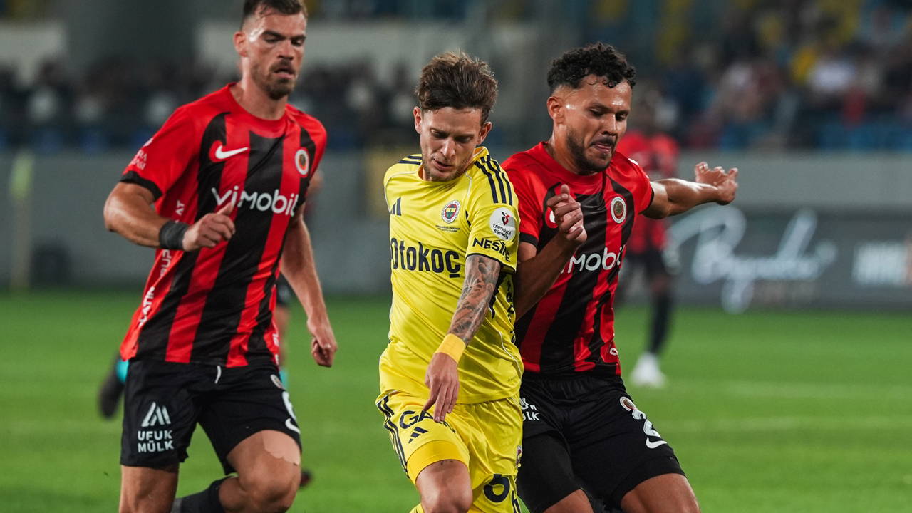 Fenerbahçe'den iddialara 'emojili' yanıt!