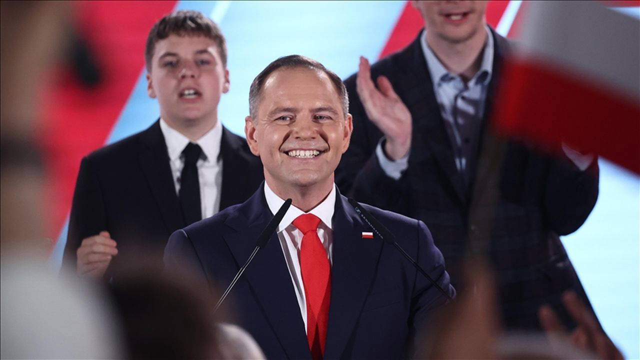 Polonya’dan Almanya’ya yeni tazminat resti