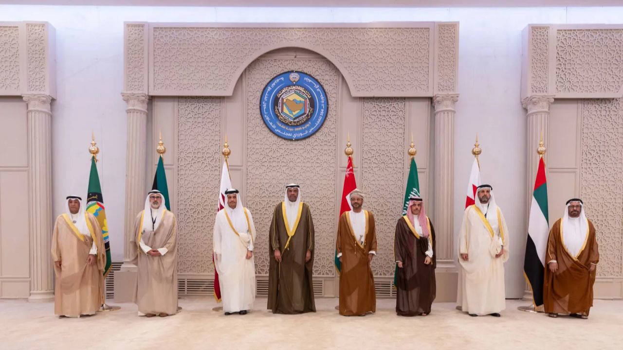 İran'dan Körfez ülkelerine çağrı: Tazminat talep ediyoruz