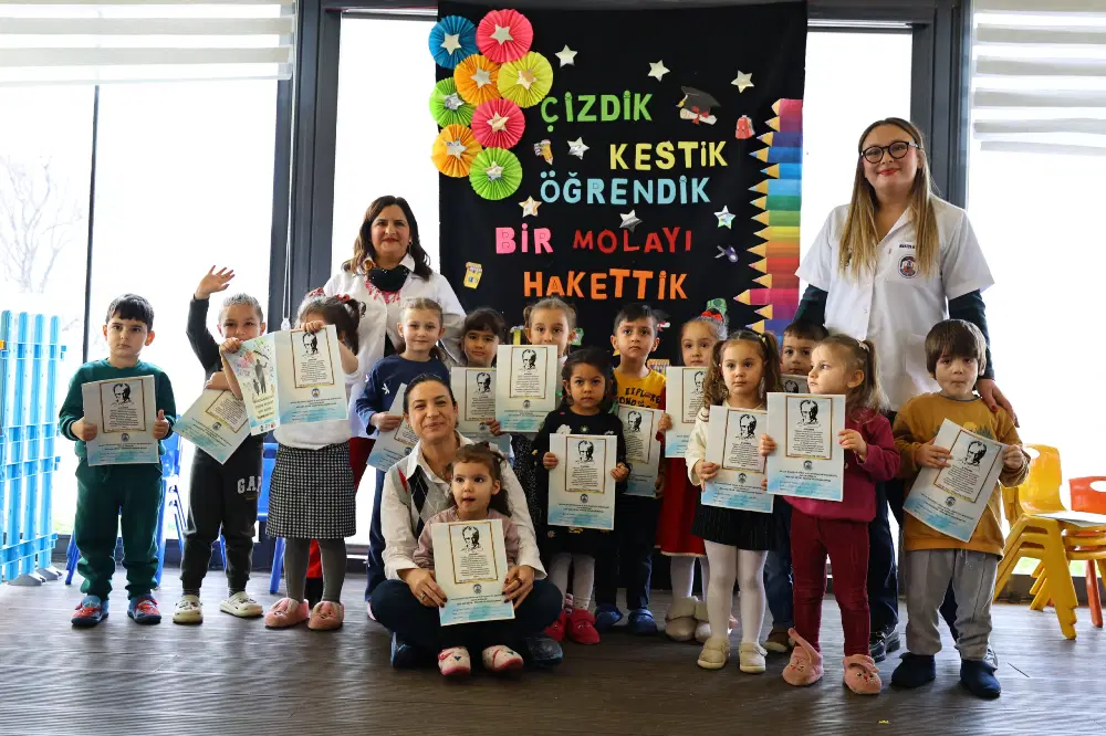 Selçuk Belediyesinden çocuklara Atatürk'lü gelişim raporu: 'İsmini de resmini de silemezsiniz!'