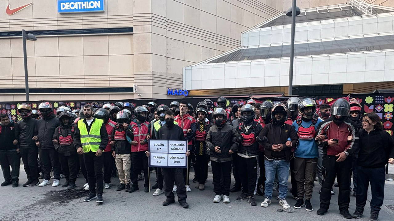 İstanbul'da Yemeksepeti kuryeleri hakları için ayaklandı