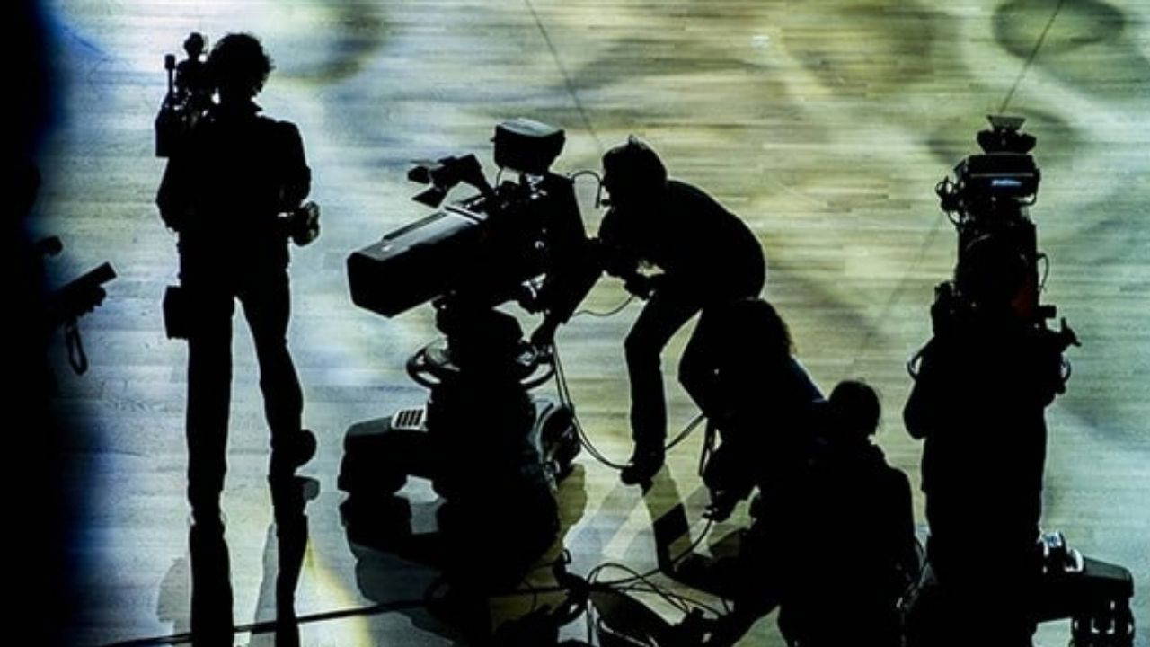 Sine-Sen’den Bakanlığın dizi teşvikine tepki: 'Kaynak yapımcıya değil, emekçiye ayrılmalı!'