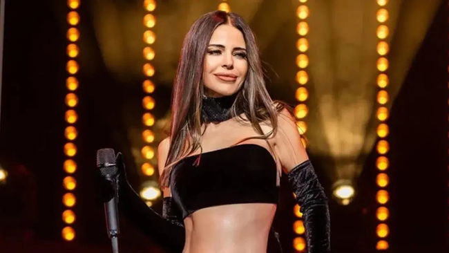 Simge Sağın 4 yıllık yalnızlığına nokta koydu!