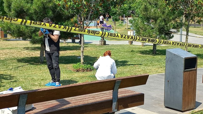Çatalca'da erkek vahşeti: Evli olduğu kadını boğazından bıçakladı!